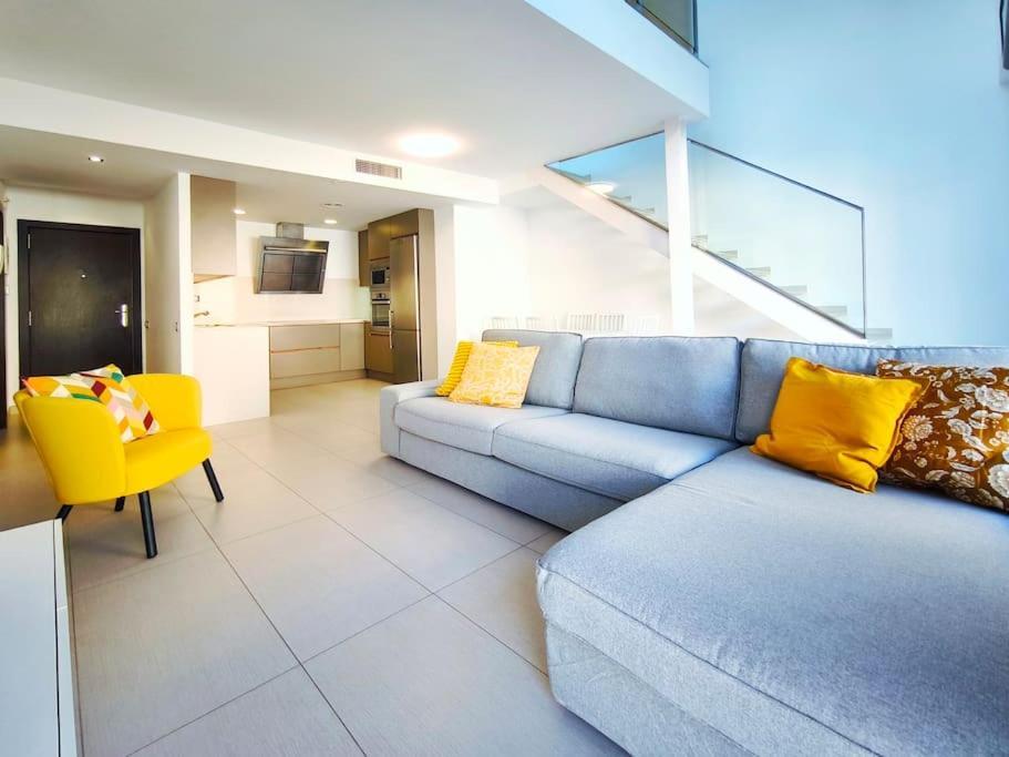 Moderno Apartamento Duplex En Terrassa Centro ภายนอก รูปภาพ