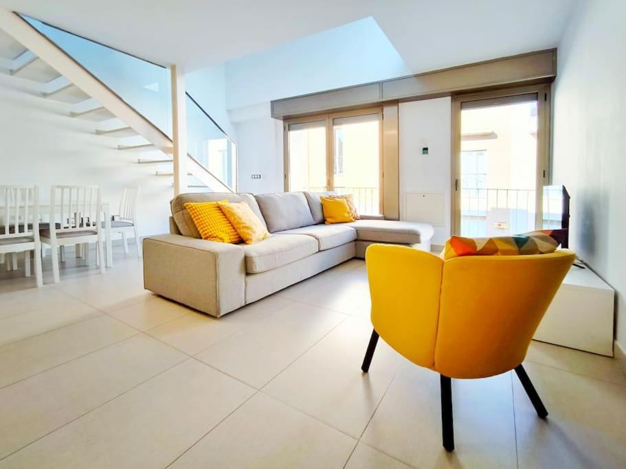Moderno Apartamento Duplex En Terrassa Centro ภายนอก รูปภาพ